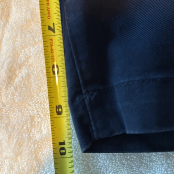 Gap Navy Shorts size 40 - Picture 9 of 9